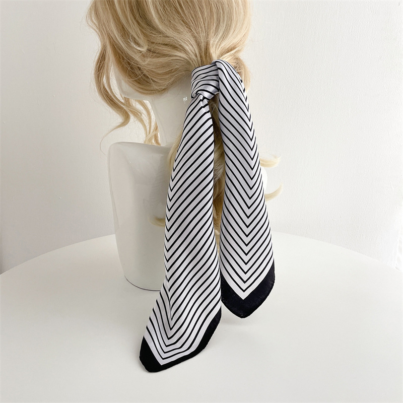 Luxury Stripe Silk Square Scar - Silk Tie Striped recension och pris