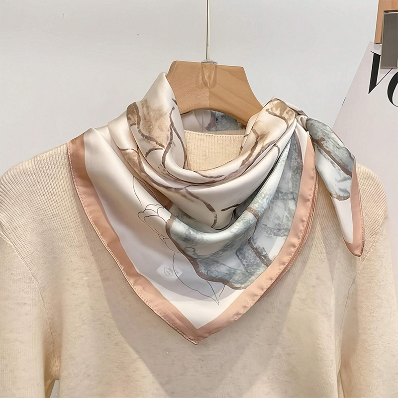 2024 Design Fashion Print Sati - Silk Neck Scarf recension och pris