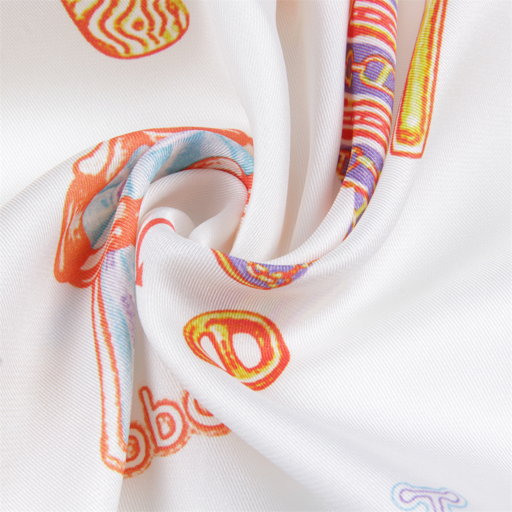 POBING Curled Twill Silk Scarf - Scarf Silk Square recension och pris