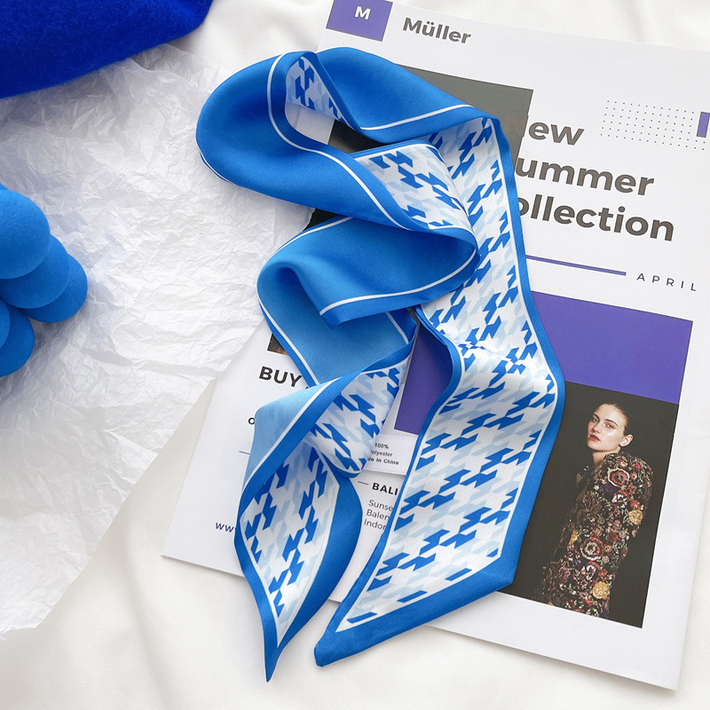 Klein blue silk scarf new chec - Bandana Cotton recension och pris